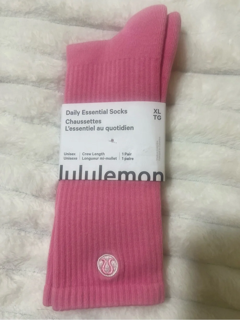 🩷 Lululemon Daily Essential Crew Socks – NWT